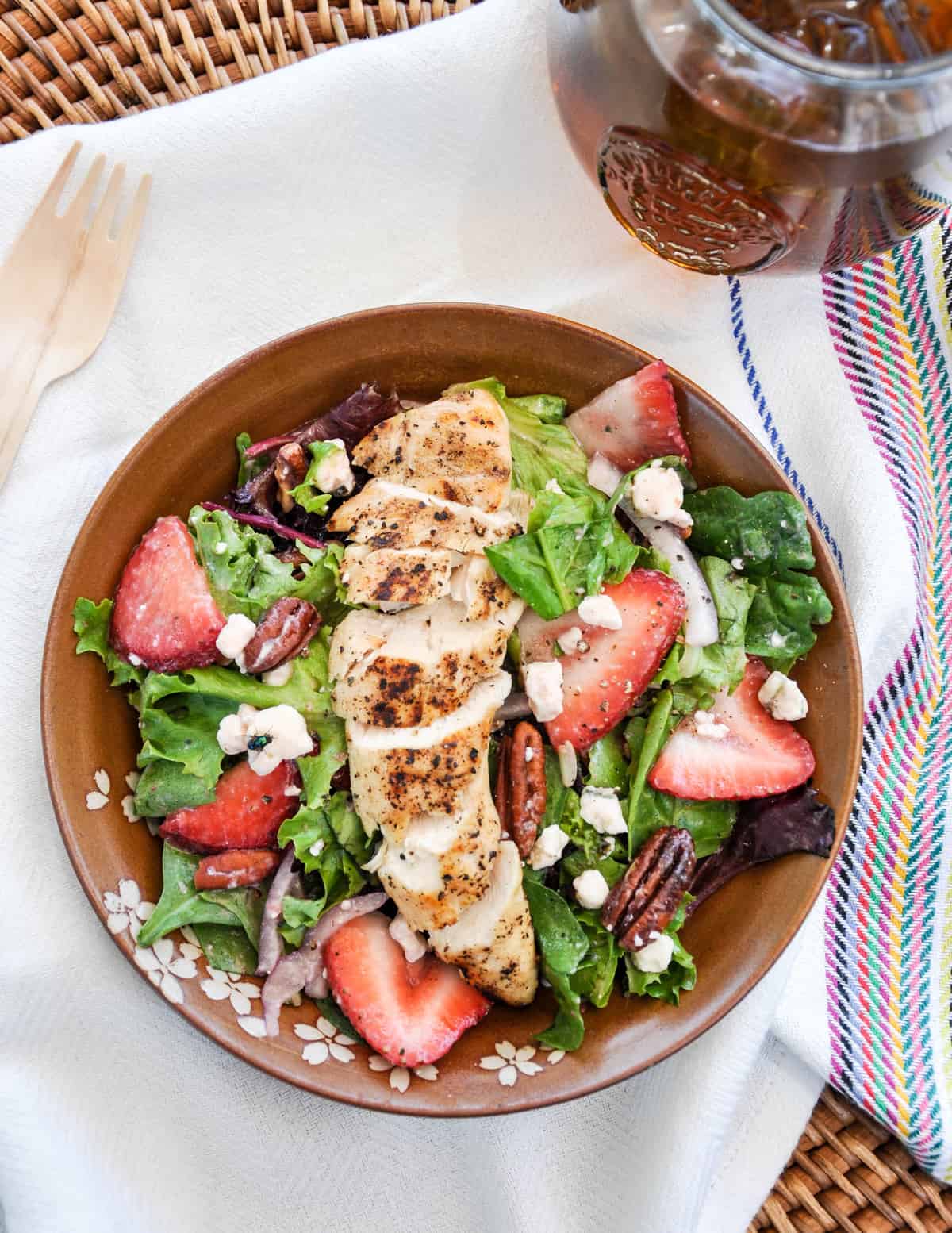 Strawberry Salad! With gorgonzola, pecans ad a bit of red onion. Plus topped with a fabulous strawberry vinaigrette!!