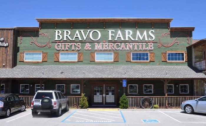 California Extreme Farm Stands - Bravo Farms