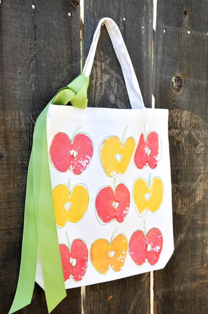 Apple Stamp Tote ::  California Grown Blog