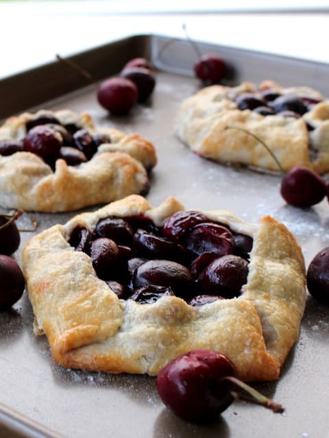 20 Fresh Cherry Recipes :: These are all to die for! Can't wait for Cherry Season!