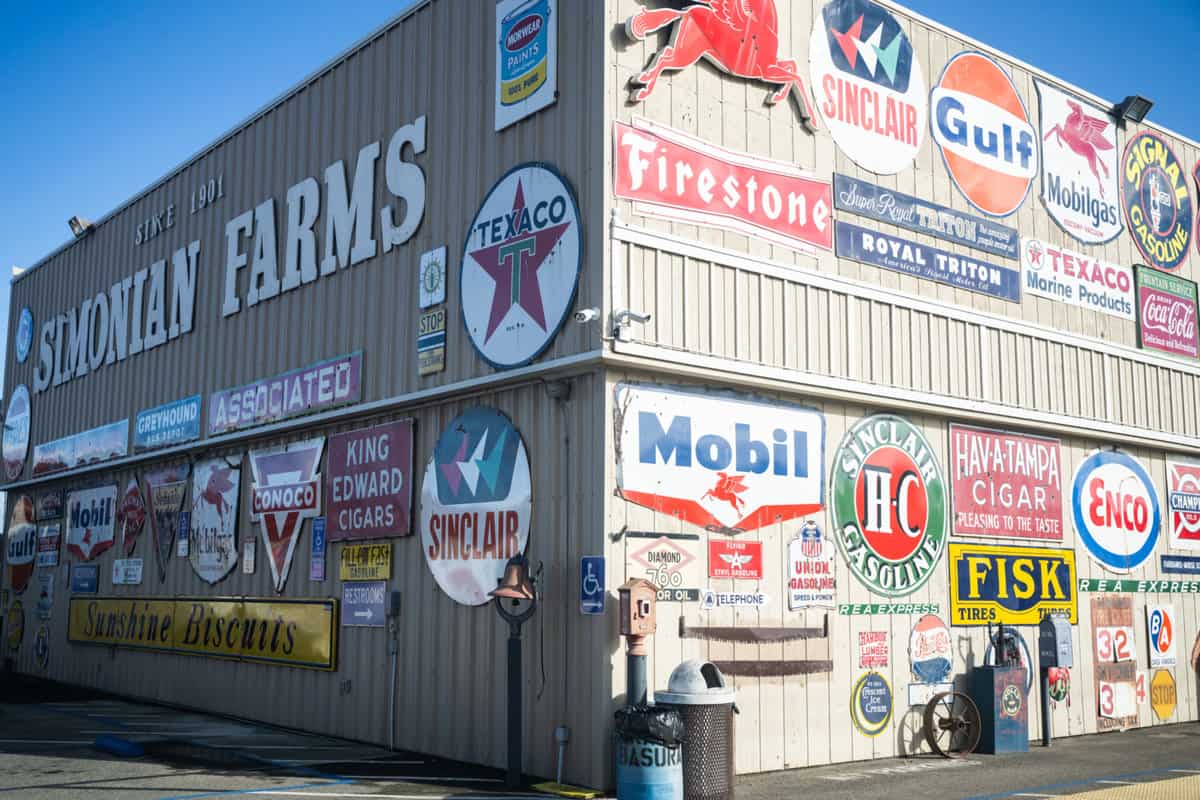 simonian farms, a quirky farm stand and shop on the way to the blossom trail
