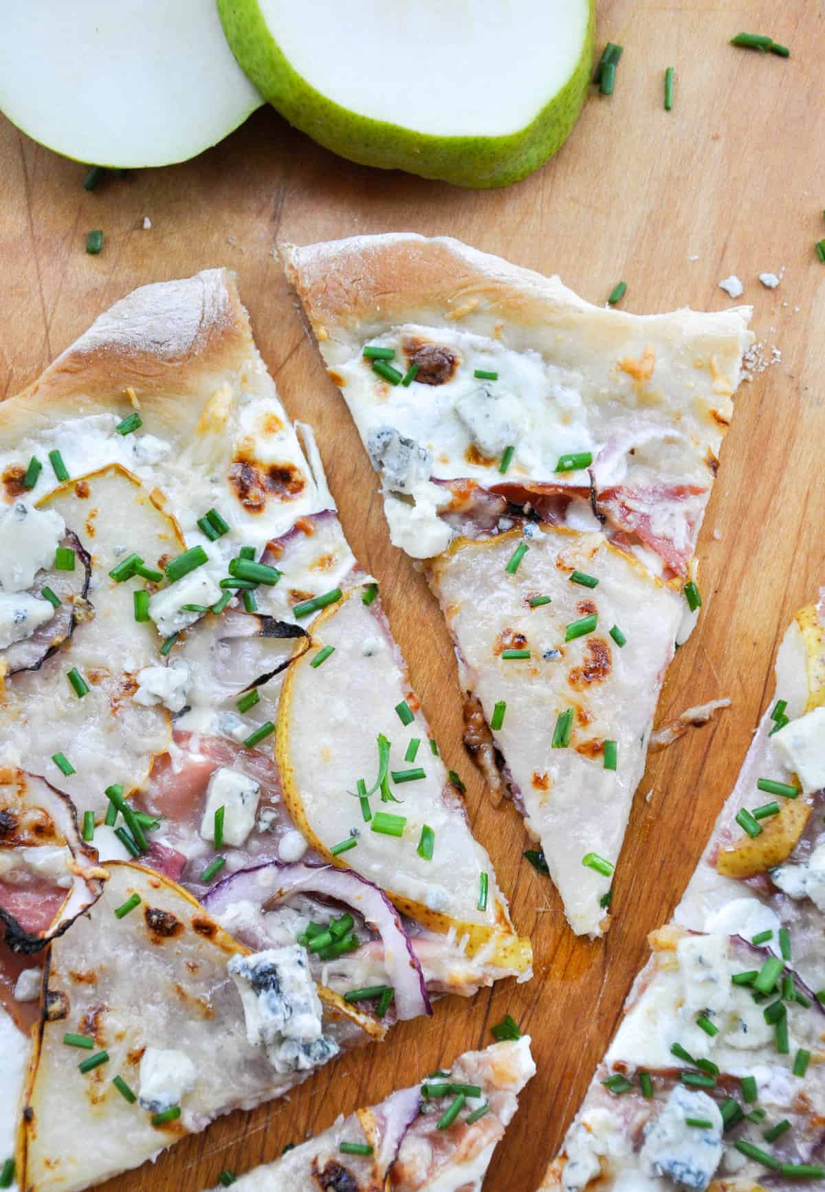 Pear and Prosciutto Pizza