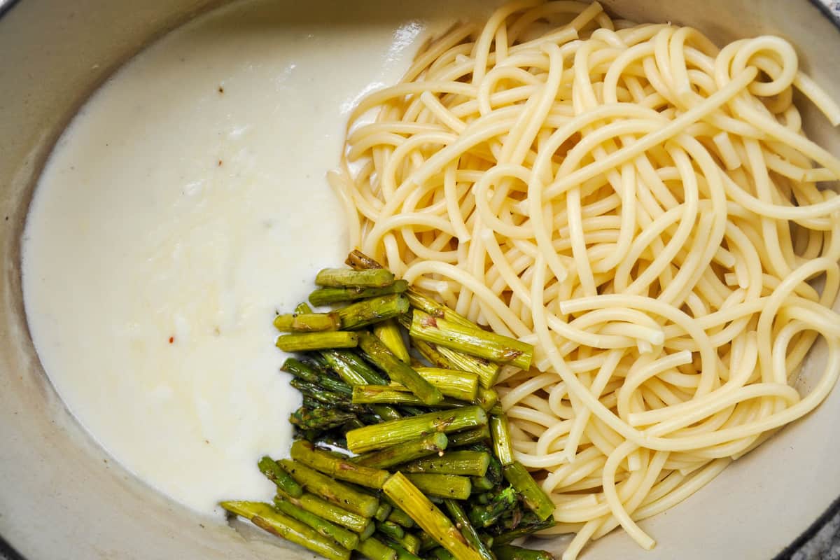 noodles, cream, and asparagus 