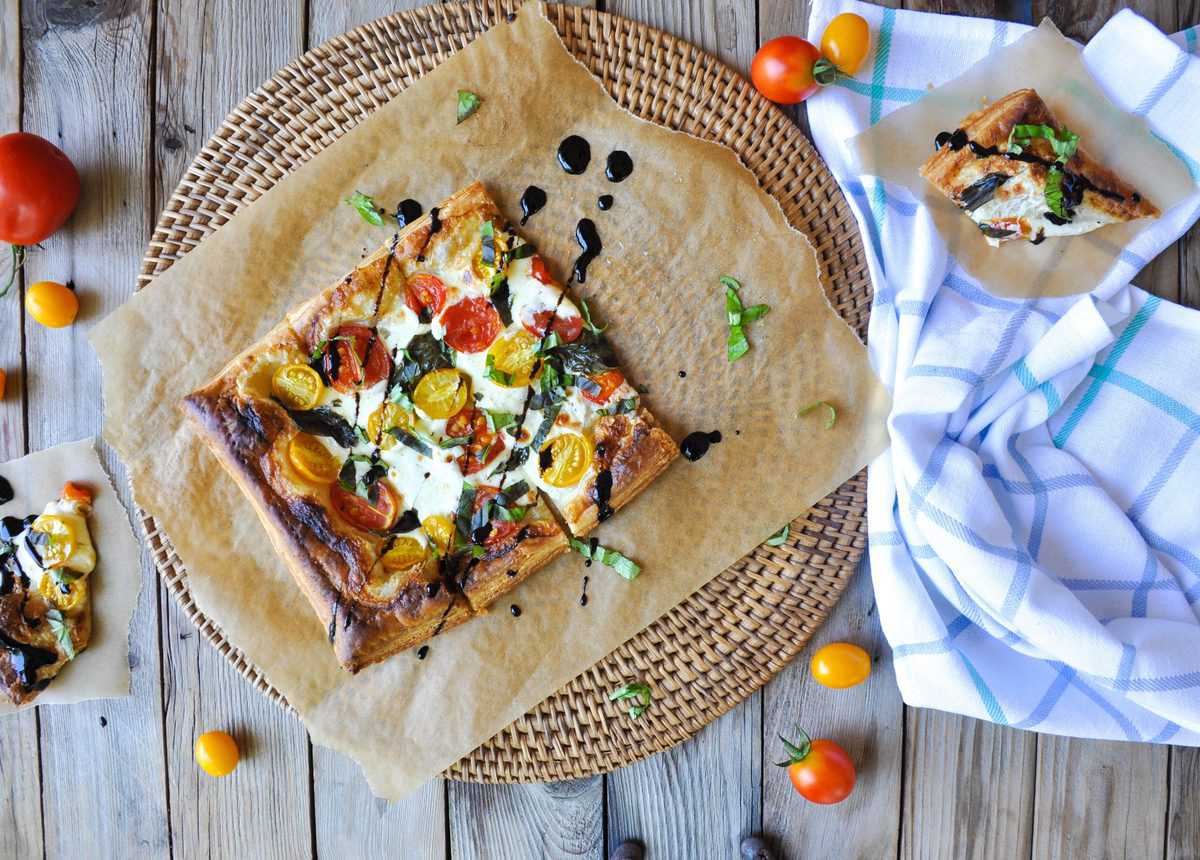 caprese tomato tart square