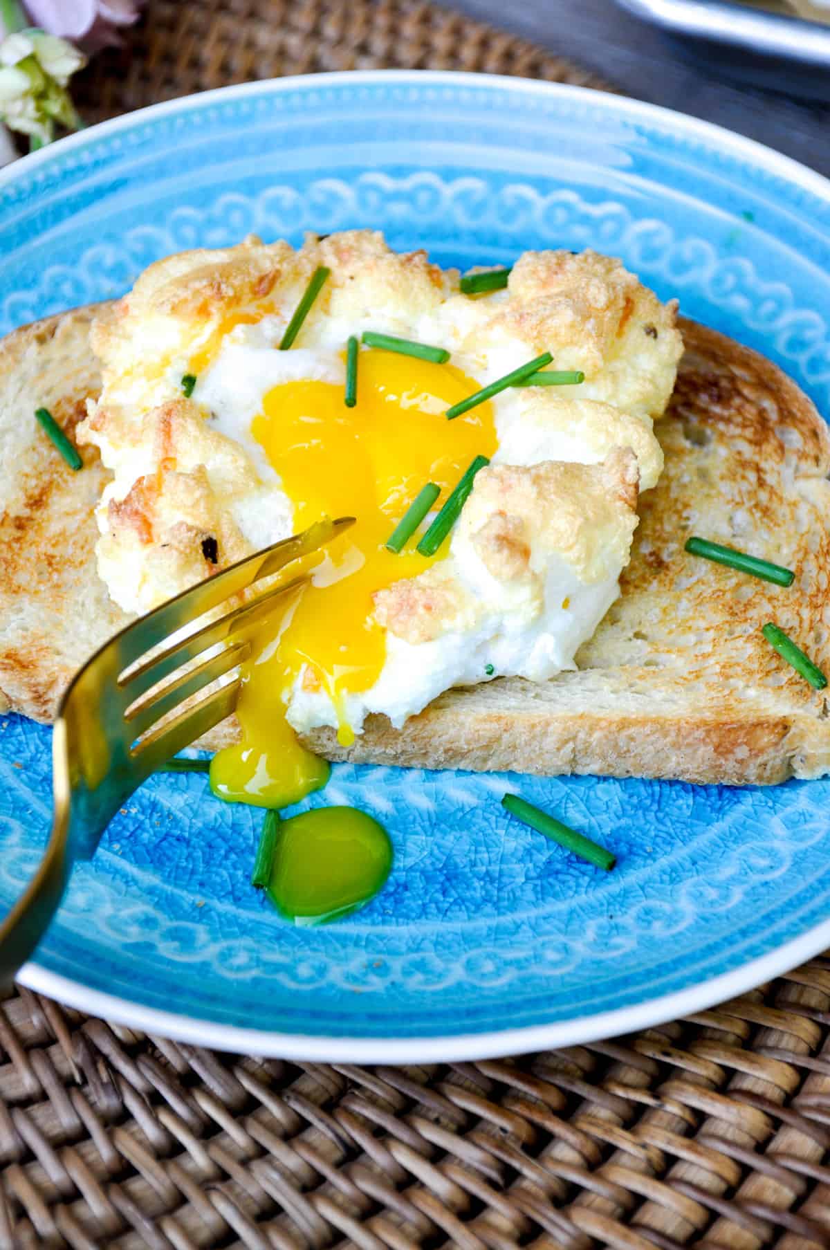 Egg in a Cloud. These eggs are so fun and super flavorful for a lazy Sunday brunch!