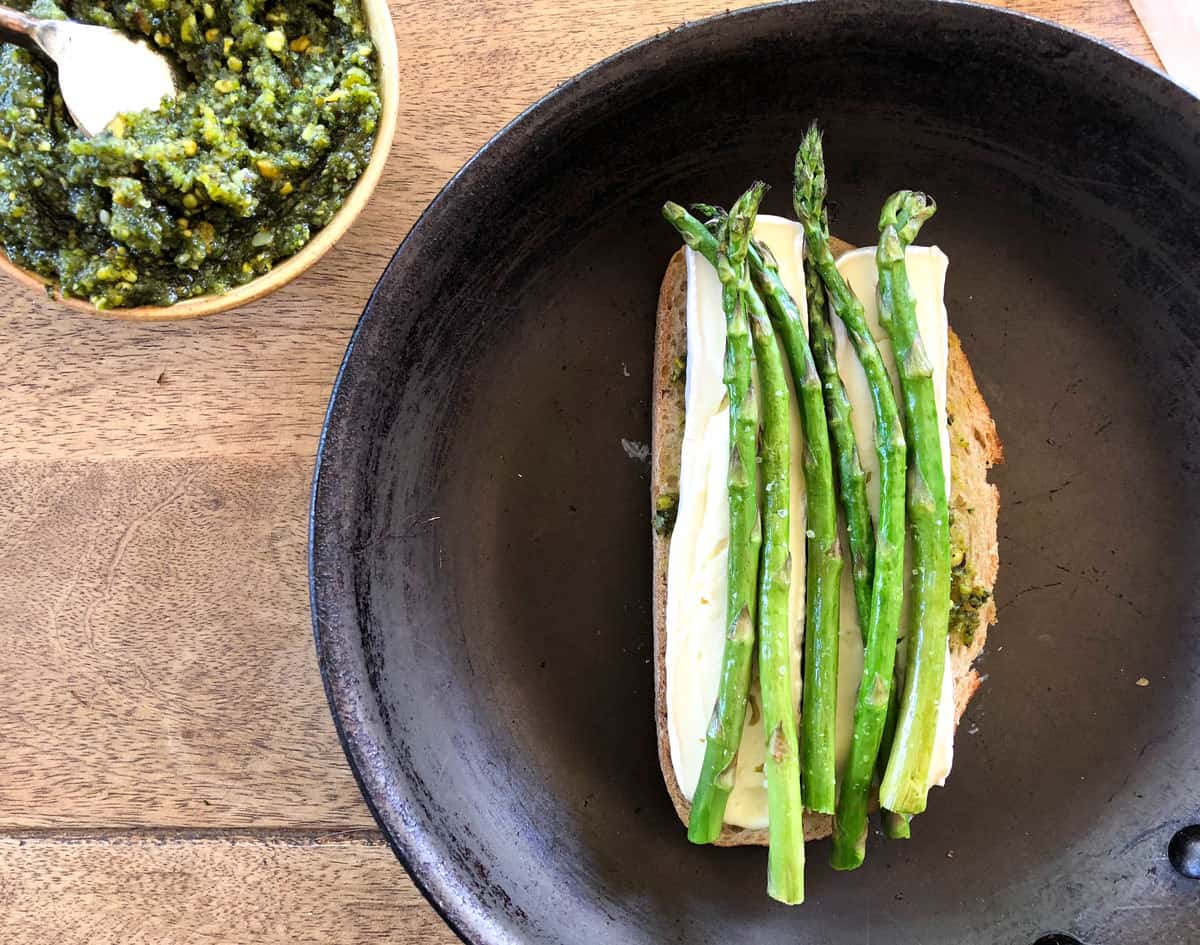 Top with the roasted asparagus