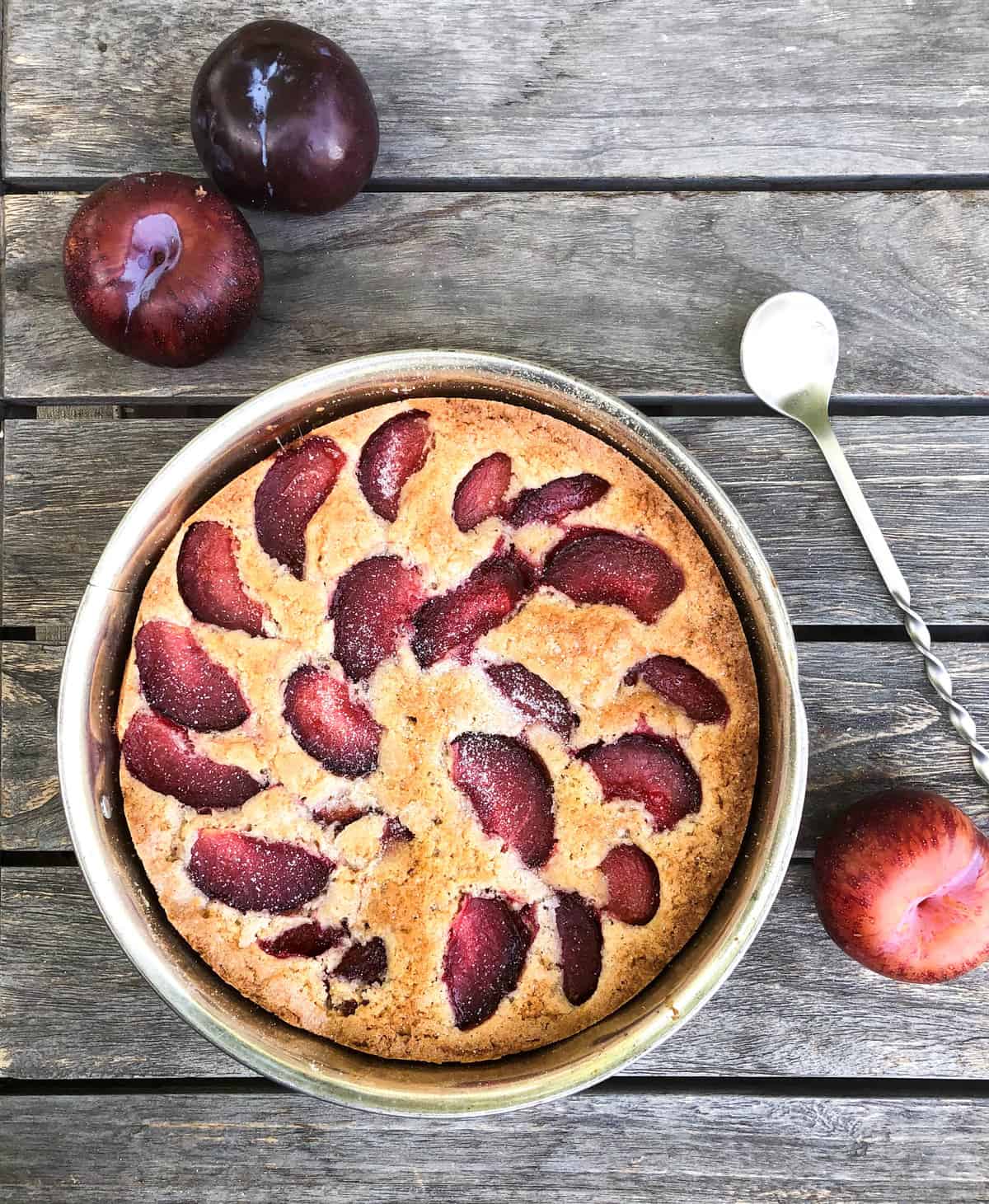 Black Plum Cake