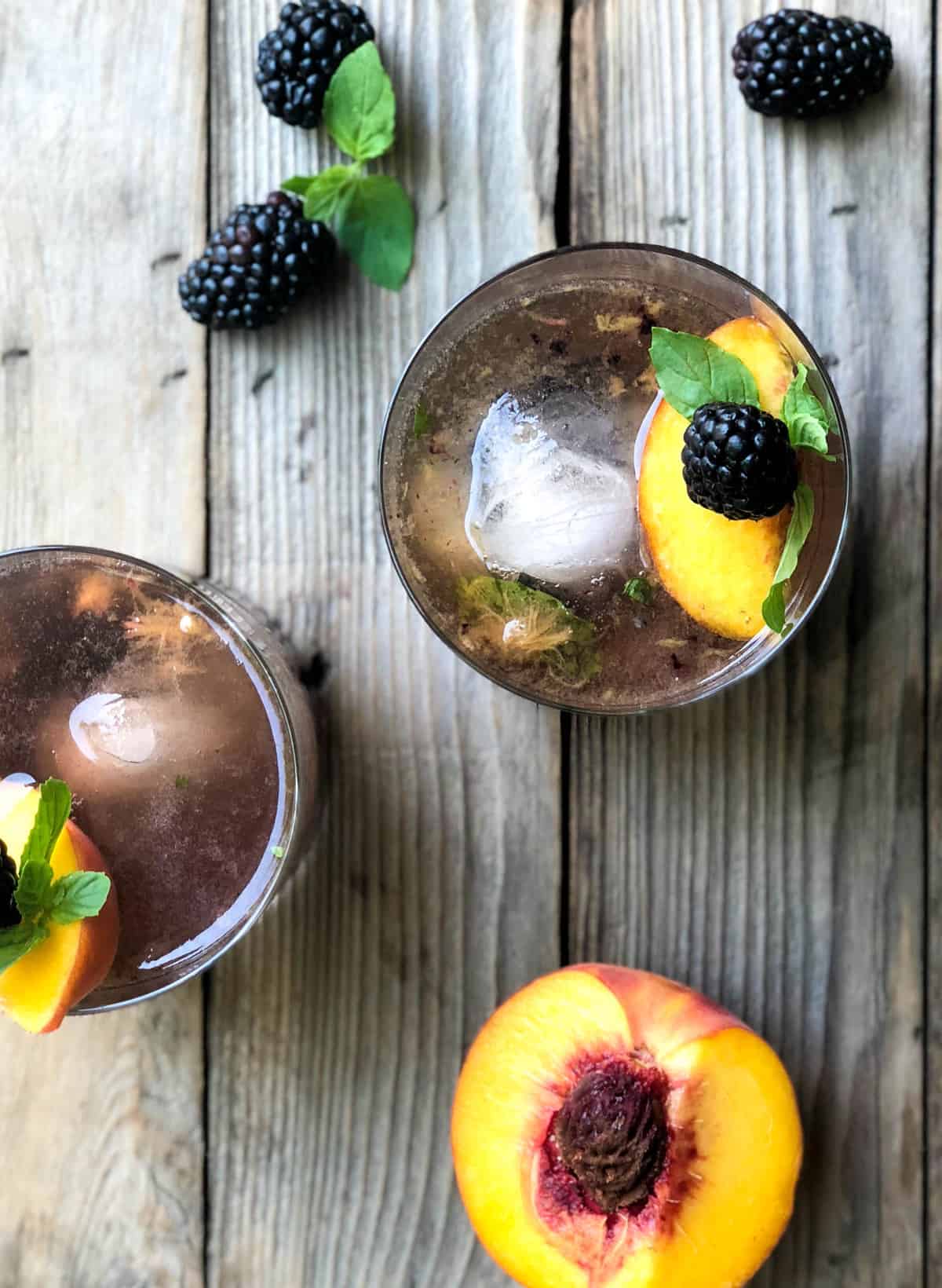 Blackberry Peach Smash