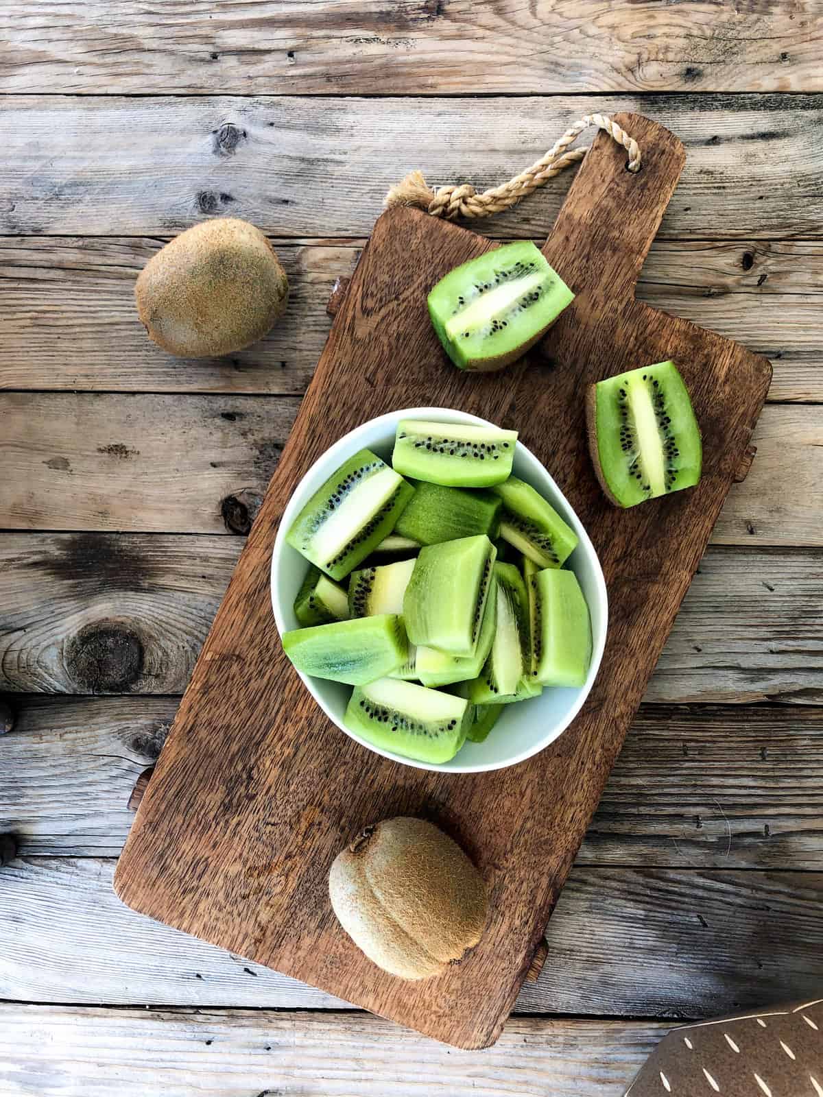 A Simple Kiwi Shrub For Drinks