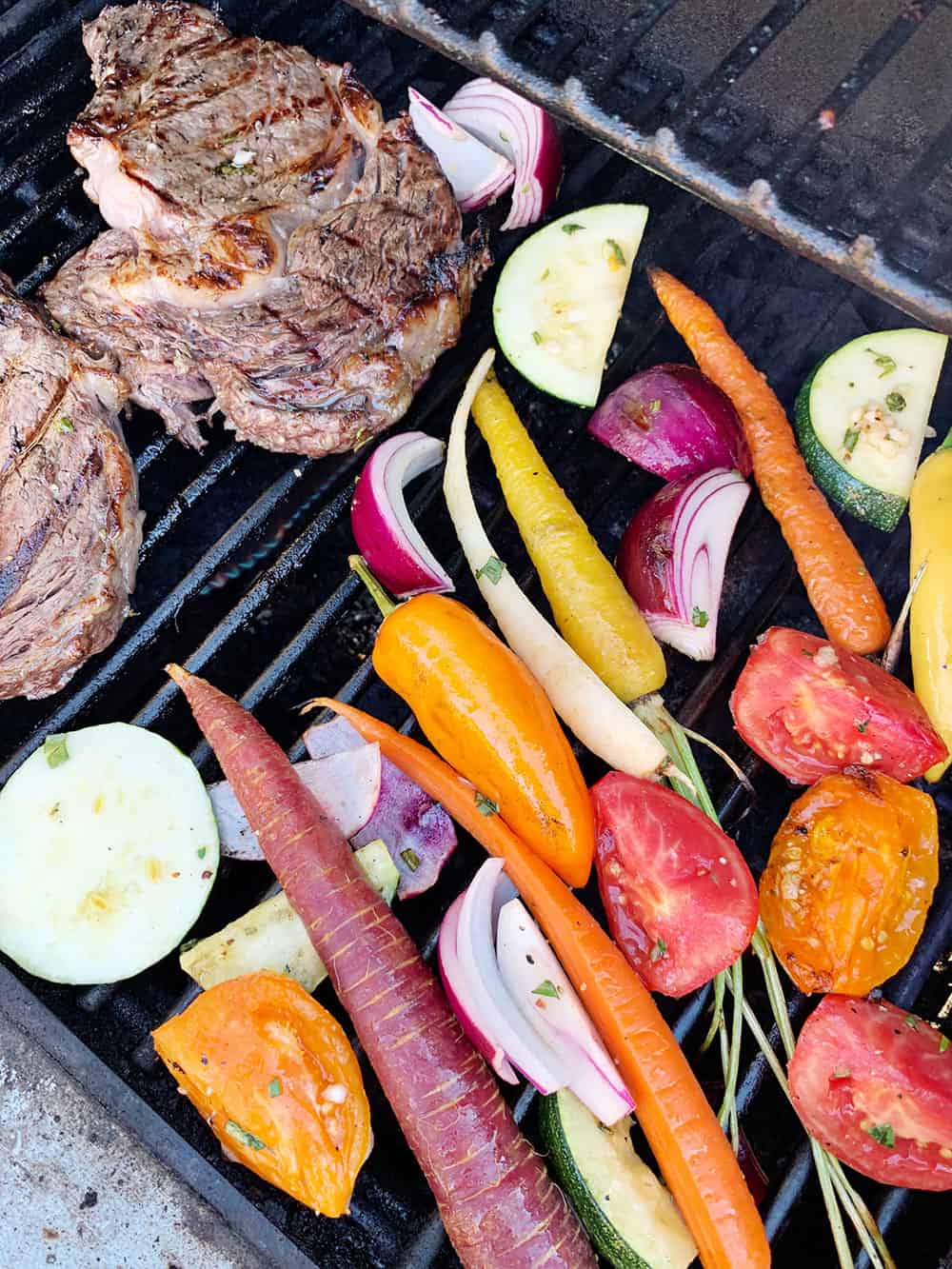 https://californiagrown.org/wp-content/uploads/2019/07/grilled-steak-and-veggies4.jpg