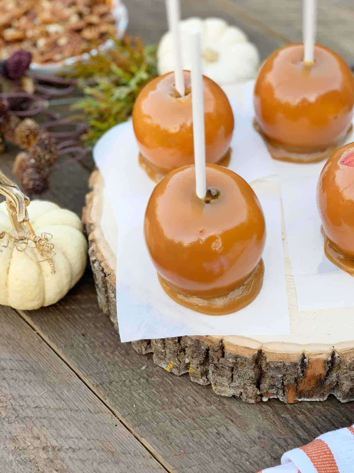 spooky caramel apples for fall 😍🍏🍯, caramel apples