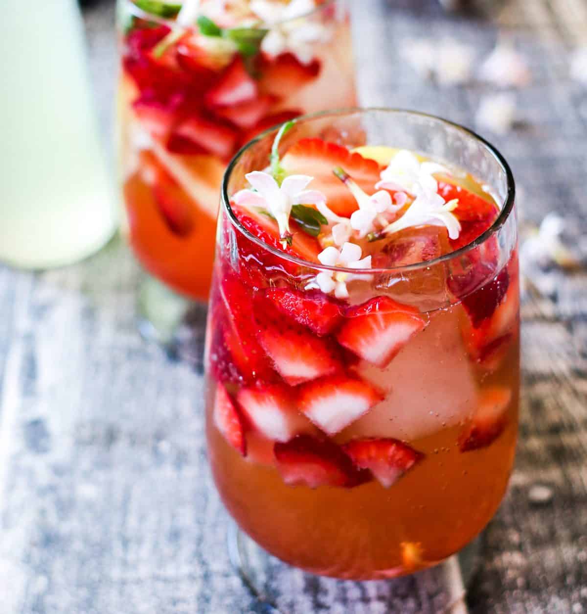 Strawberry Smash Cocktail with Wine, Lemon and Strawberries
