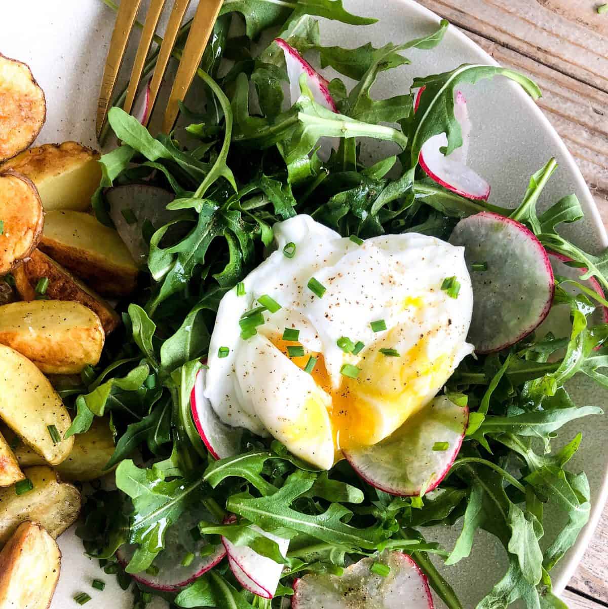 California Leafy greens - Arugula Salad with poached egg