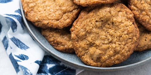 The best healthy oatmeal cookie recipe with figs & nuts