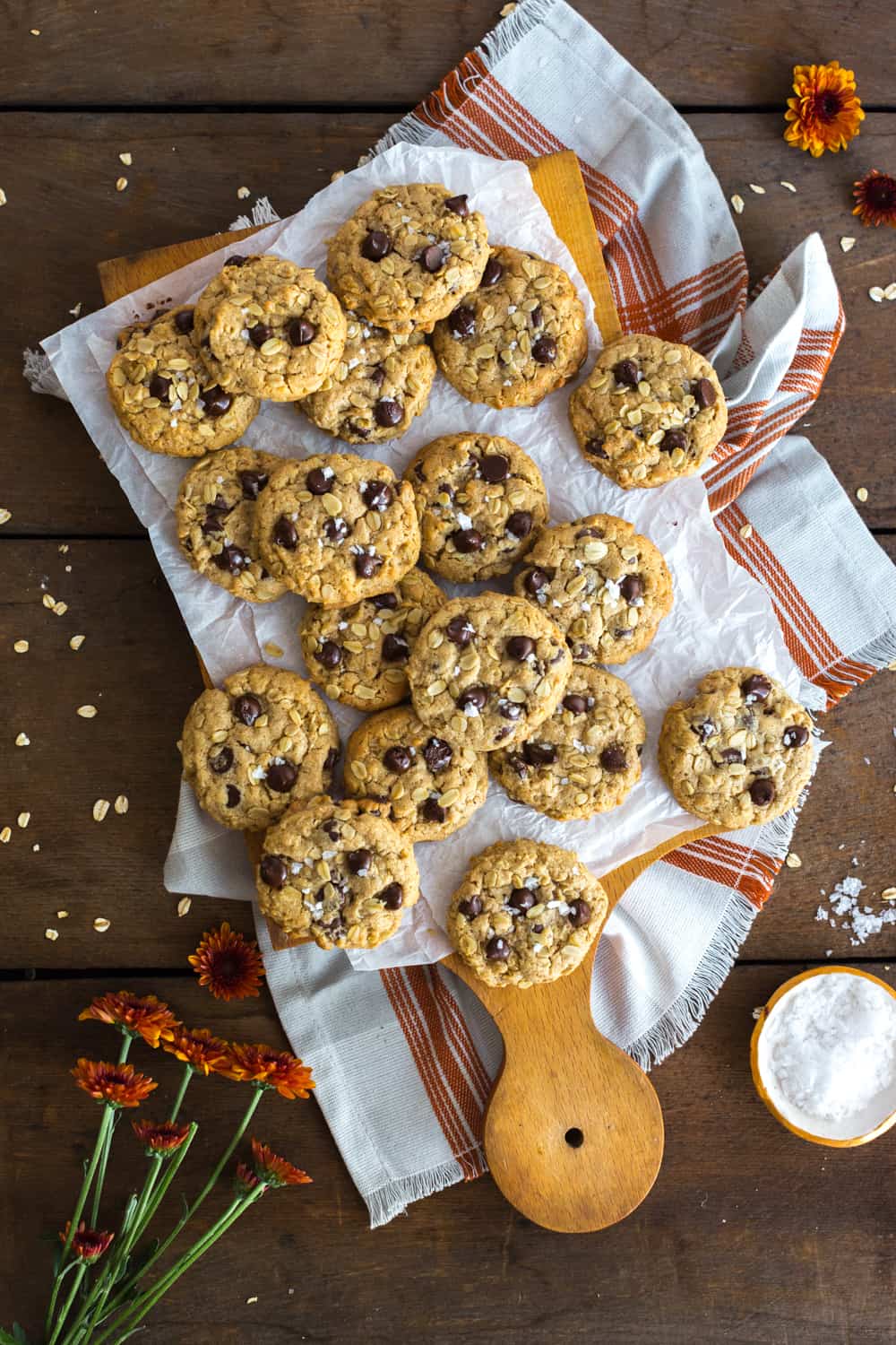 Almond Butter Oatmeal Chocolate Chip Cookies