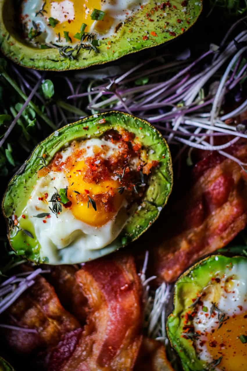 Avocado Baked Eggs