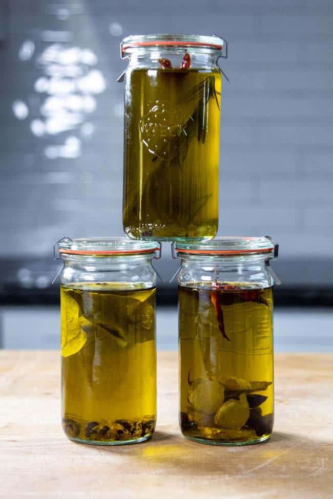 Homemade Infused Olive Oils {DIY Holiday Gift}