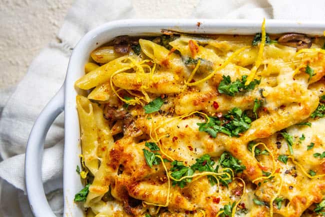 A Simple Spinach and Artichoke Pasta Bake Recipe