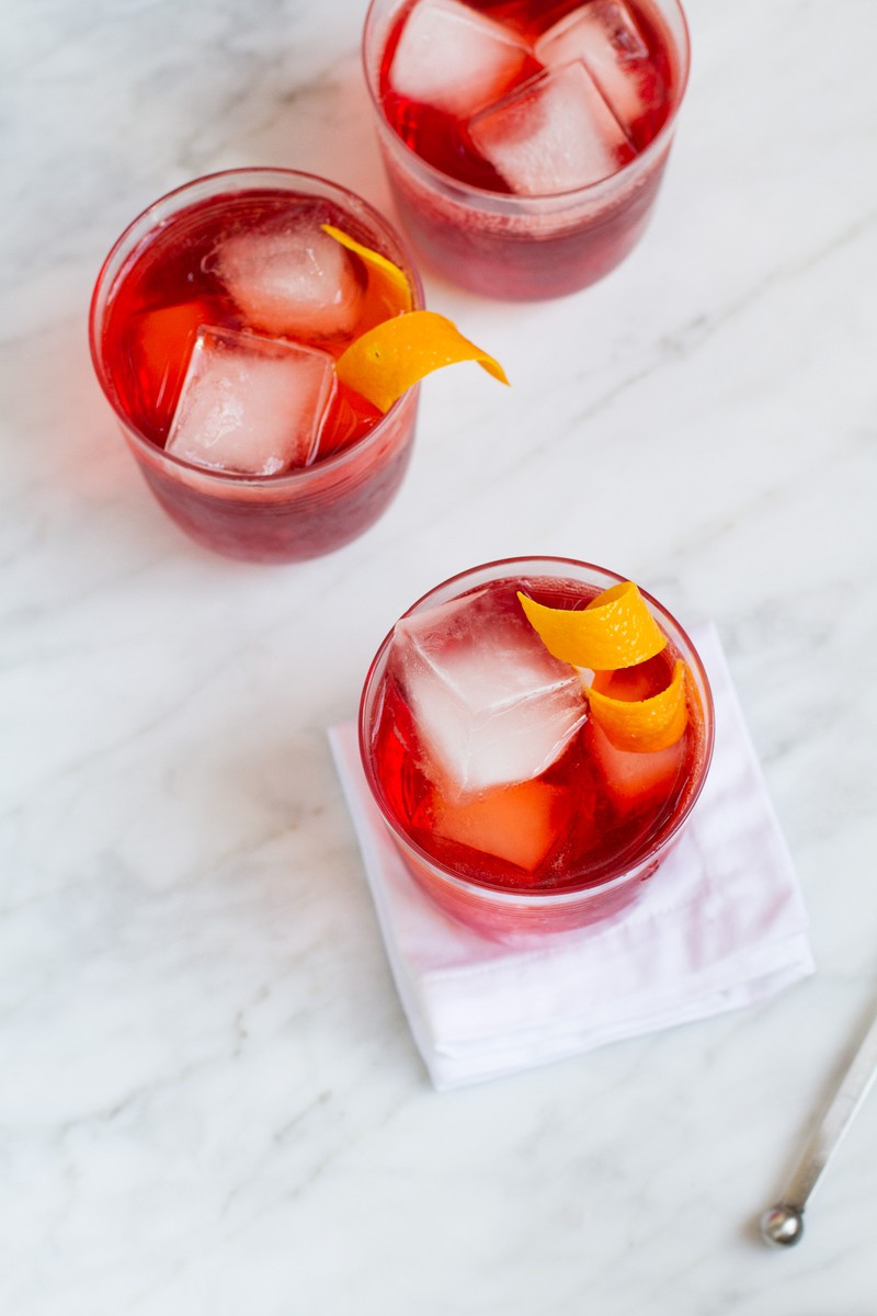 Classic Negroni Sbagliato Cocktail 