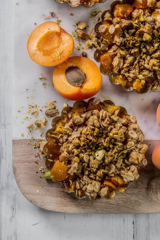 Peach Crisp with apricots and pistachios