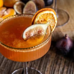 Vanilla Bean, Fig, and Mandarin Sparkling Wine Cocktail