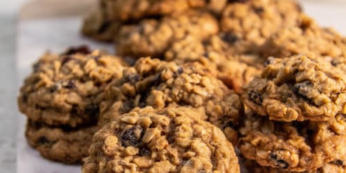 The Best Recipe For Raisin Oatmeal Cookies