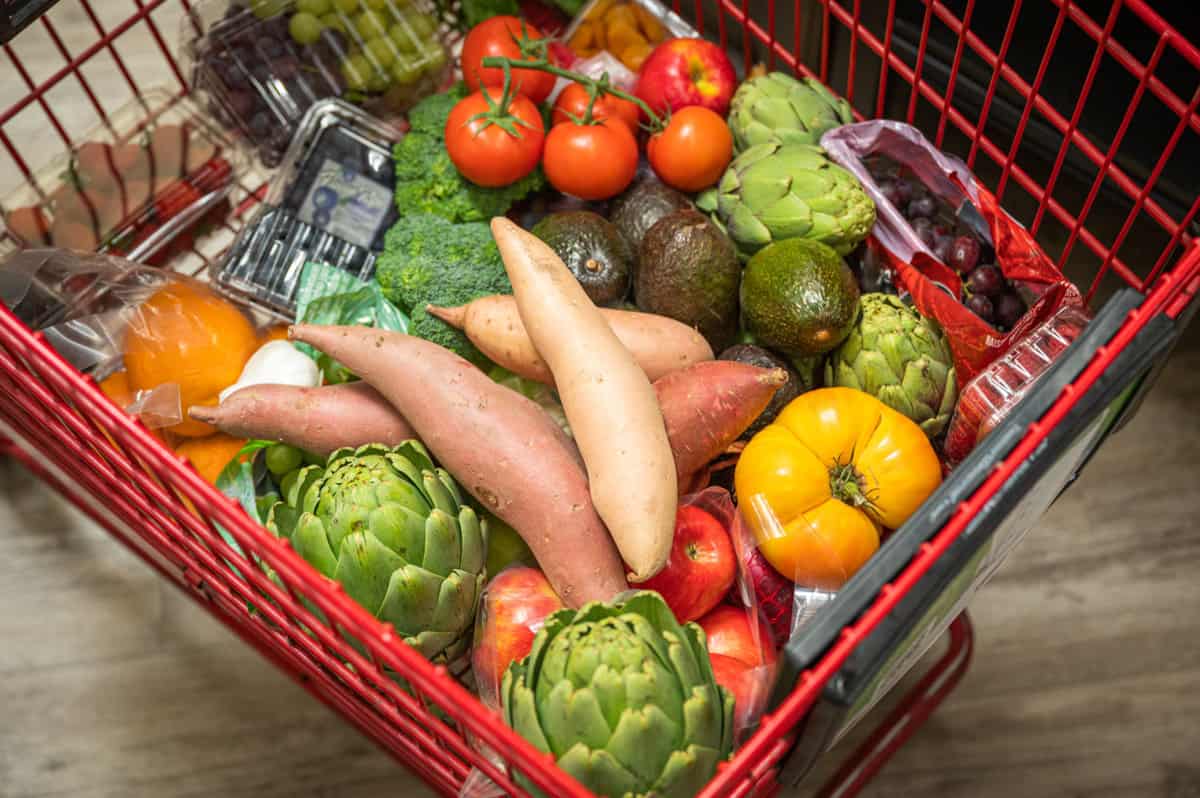 how avocados are grown: shopping cart full of California grown produce