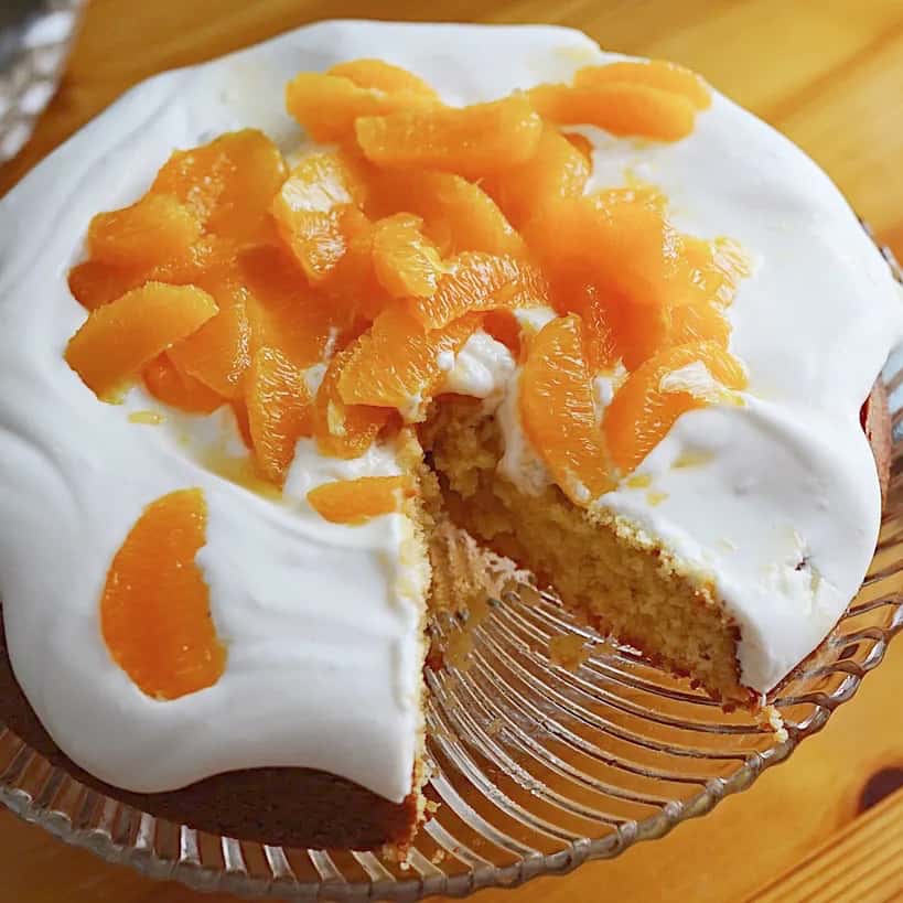 Orange Cake with Creme Fraiche Frosting from Jaíne Mackievicz