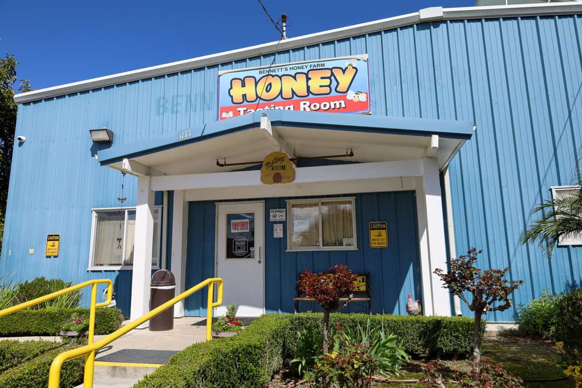 Bennett's Honey Farm tasting Room in Fillmore