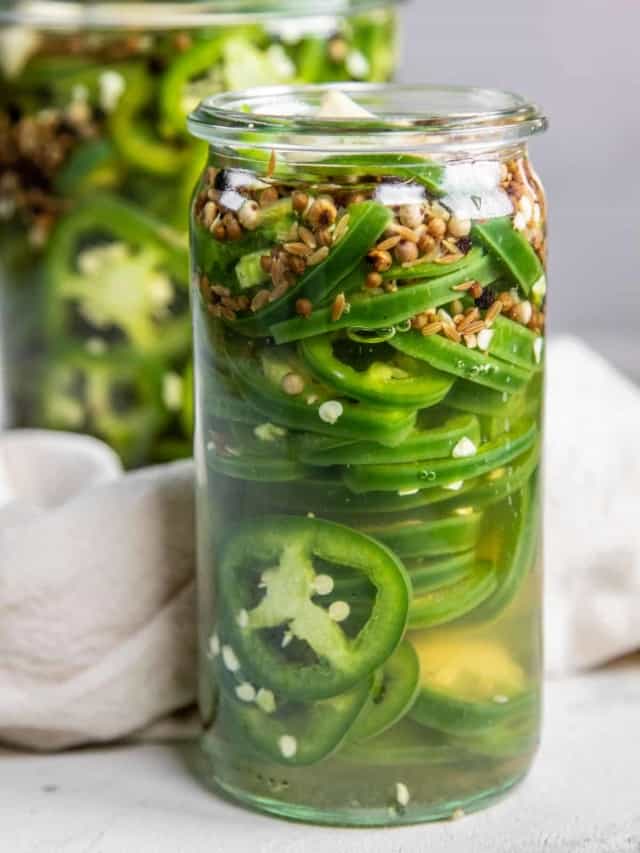 The Best Jalapeno Pickle Recipe (Easy and Delicious!)