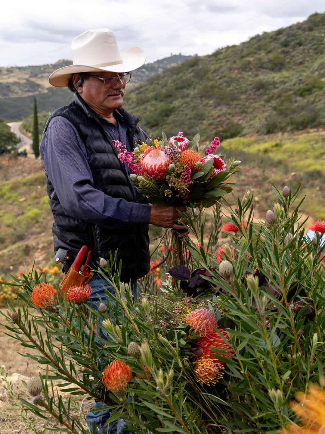 Mel Resendiz demonstrating how to make a bouquet