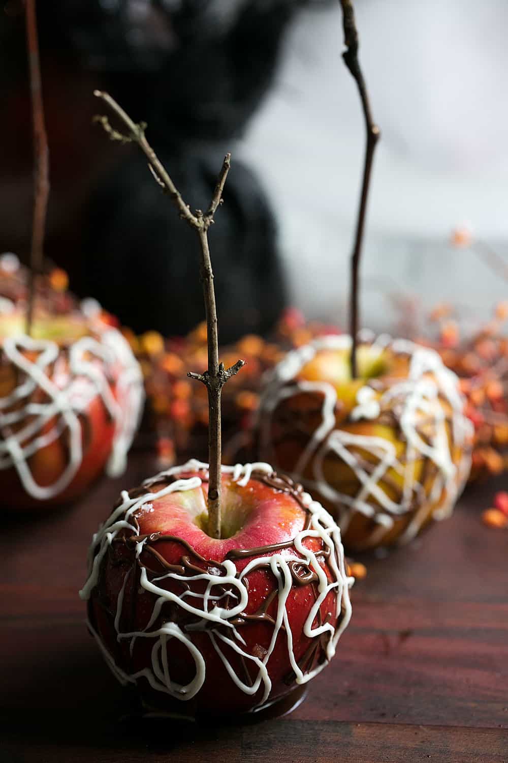 spooky caramel apples for fall 😍🍏🍯, caramel apples