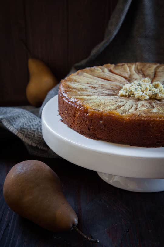 upside down pear cake with walnuts