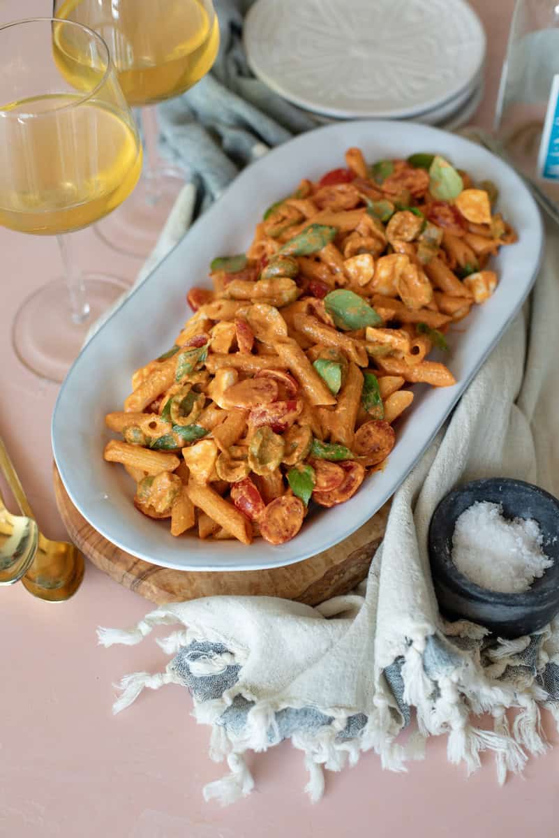 Pasta salad with vegan pesto