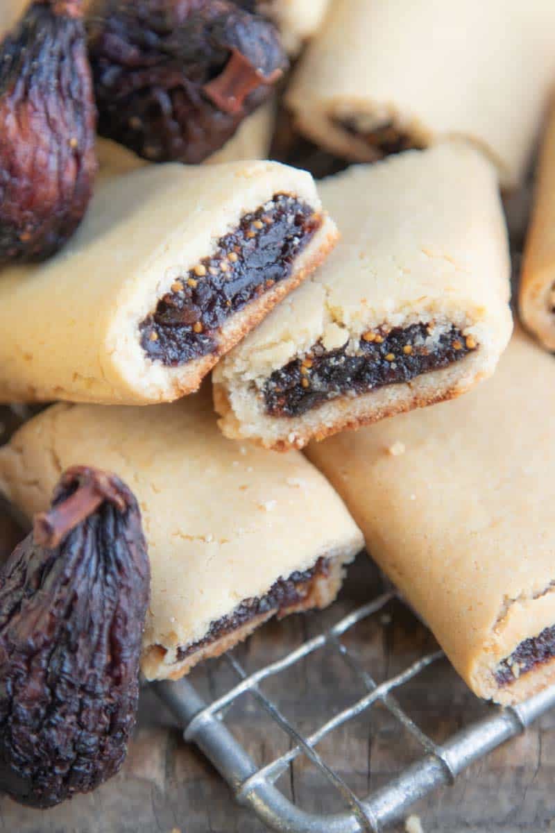 Close up of fig bars and dried figs.