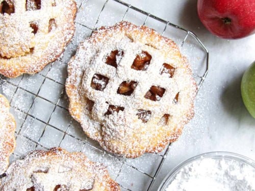 ブランブリーヘッジ　APPLE PIEレシピ　プレート CAG-Apple-Pie-Filling-05-