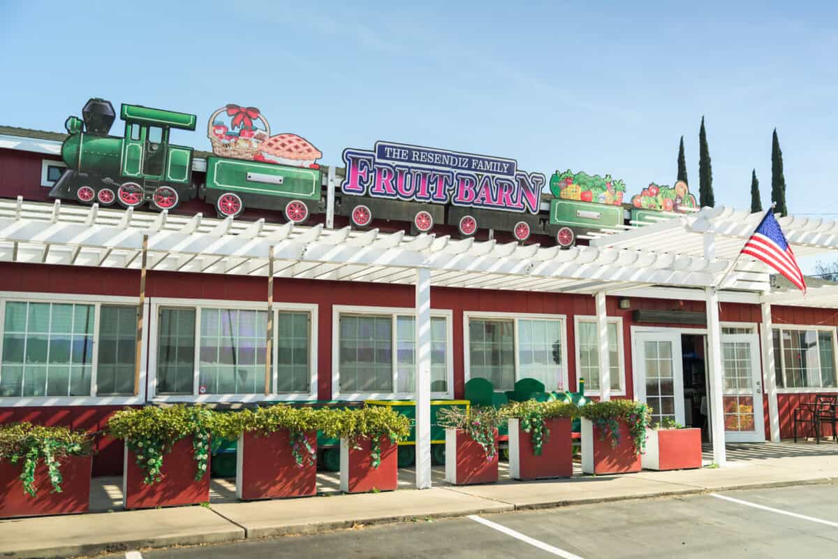 the exterior of Resendiz Family Fruit Barn near Modesto, CA