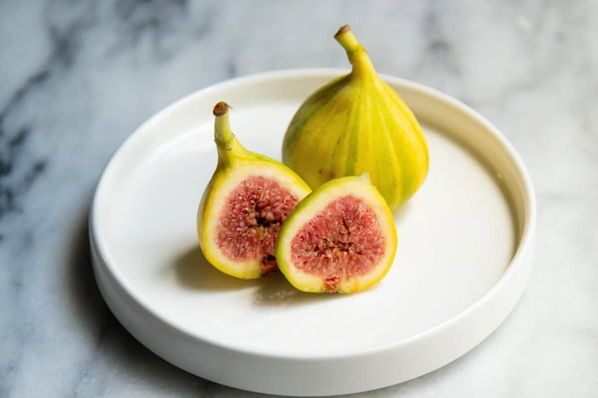 Figs on a plate