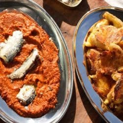 Sardella with Batatas ao Murro ready to serve.