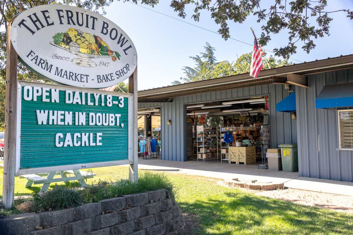 The sign at the outside of the Fruit Bowl 