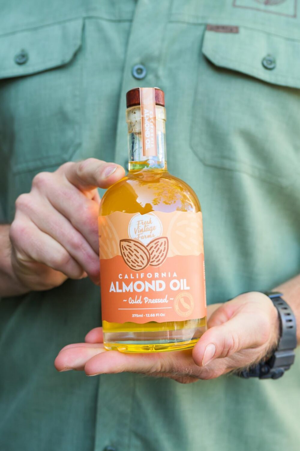 Fresh Vintage Farms Almond oil 